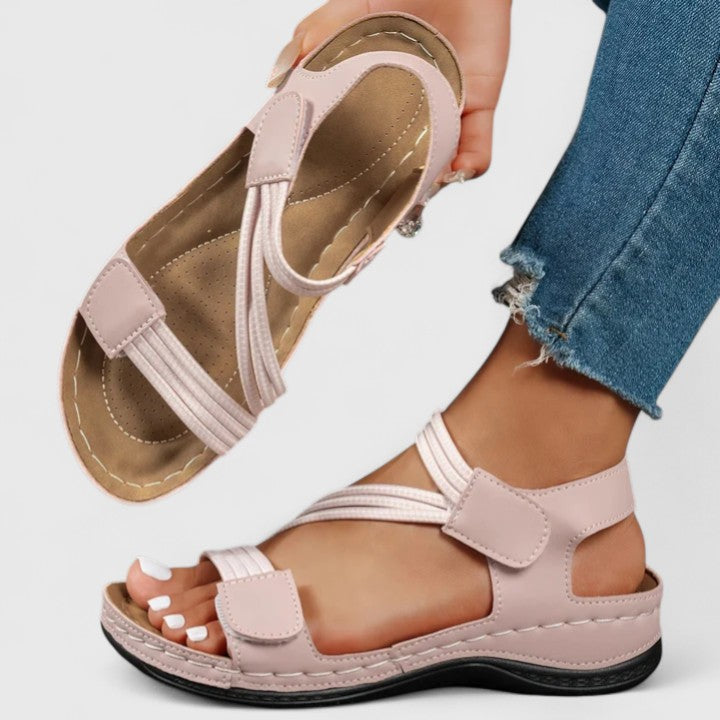 Sanne | Refined sandals