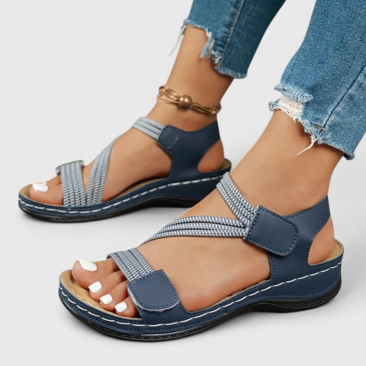Sanne | Refined sandals
