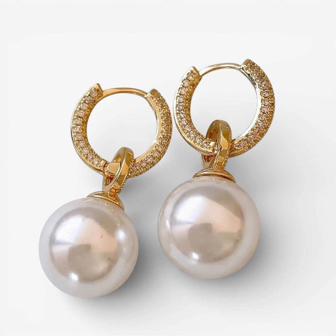 Elegant pearl earrings