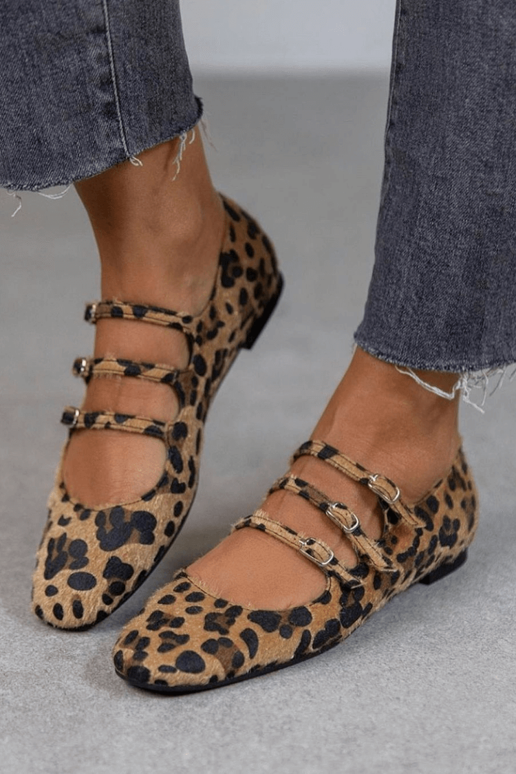 Angelie - Shoes with Leopard Print