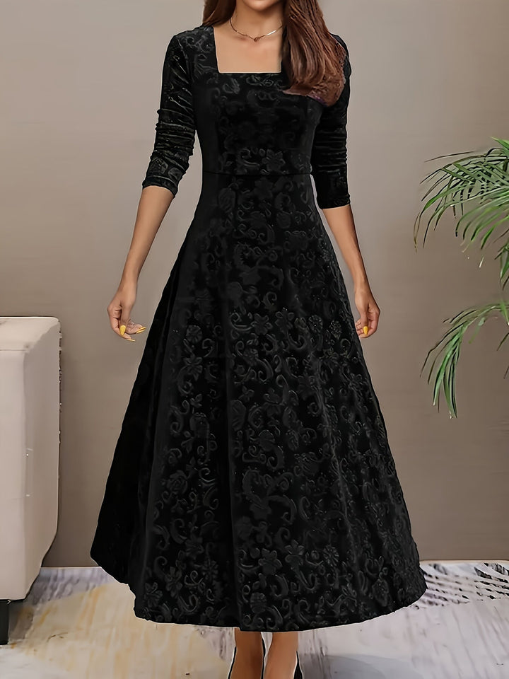 Isa | Elegant Maxi Dress with Pattern