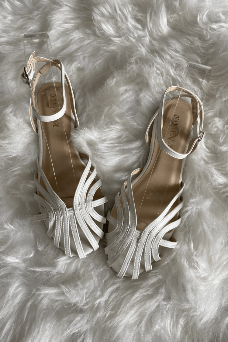 "Vittoria | Sandals with Golden Jewelry"