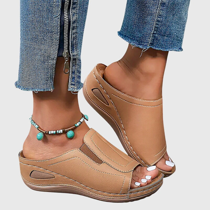 Julia | Orthopedic Sandals