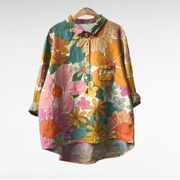 Loes | Elegant Summer Blouse