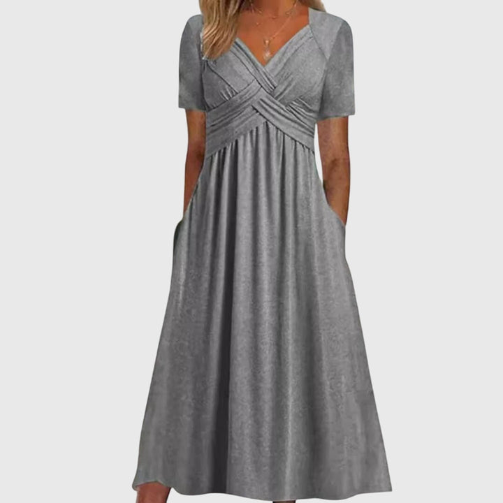 Roos | Flattering Dress