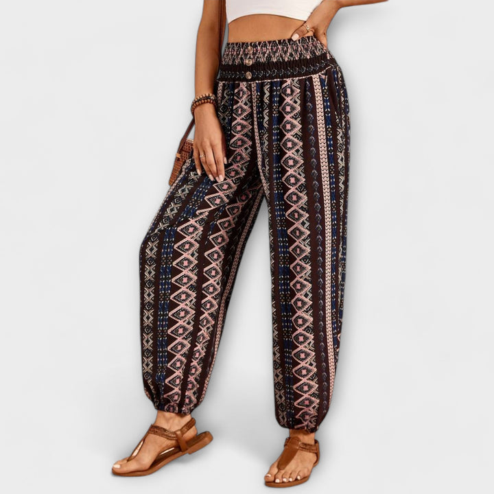 Wanda | Pants with Ethnic Print