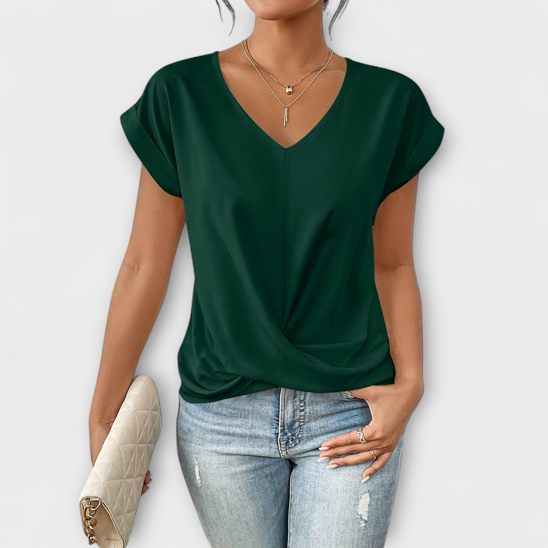 Truus | Elegant top with V-neck