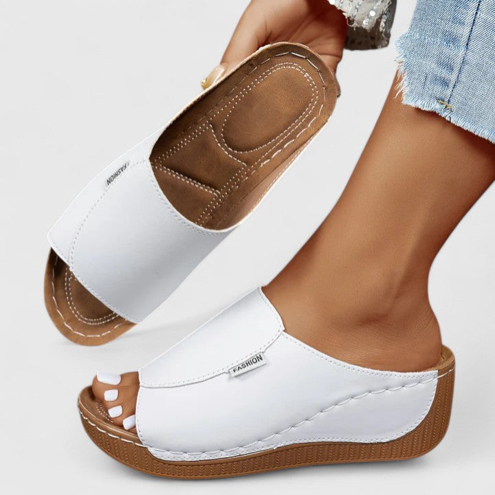Yke | Orthopedic Sandals