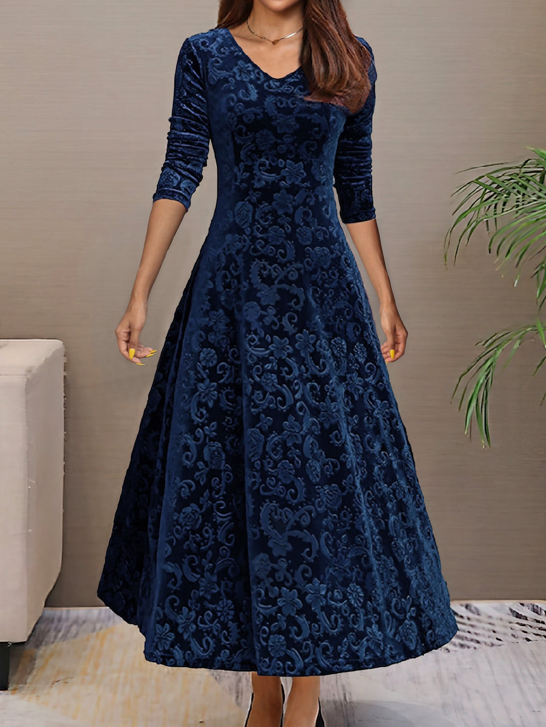 Carine | Elegant Velvet Dress for Holidays