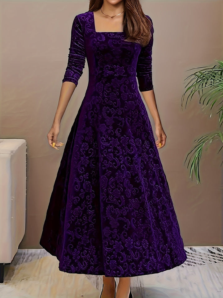 Isa | Elegant Maxi Dress with Pattern