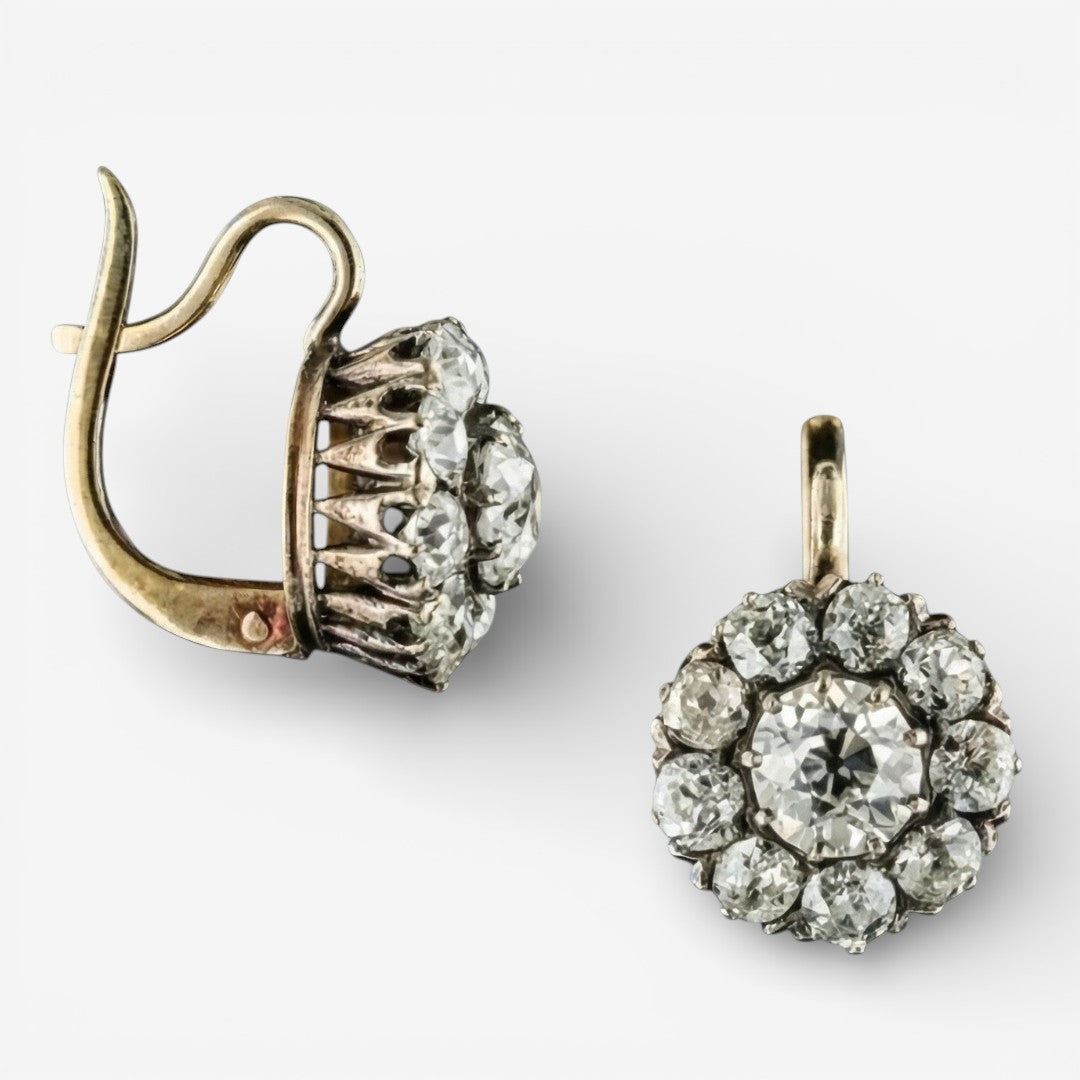 Golden vintage earrings
