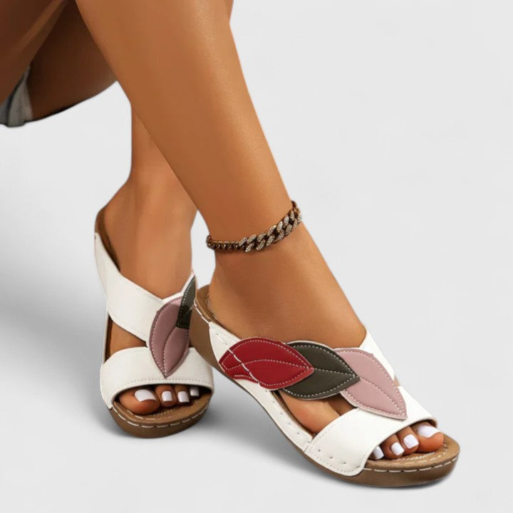 Noor | Orthopedic Sandals
