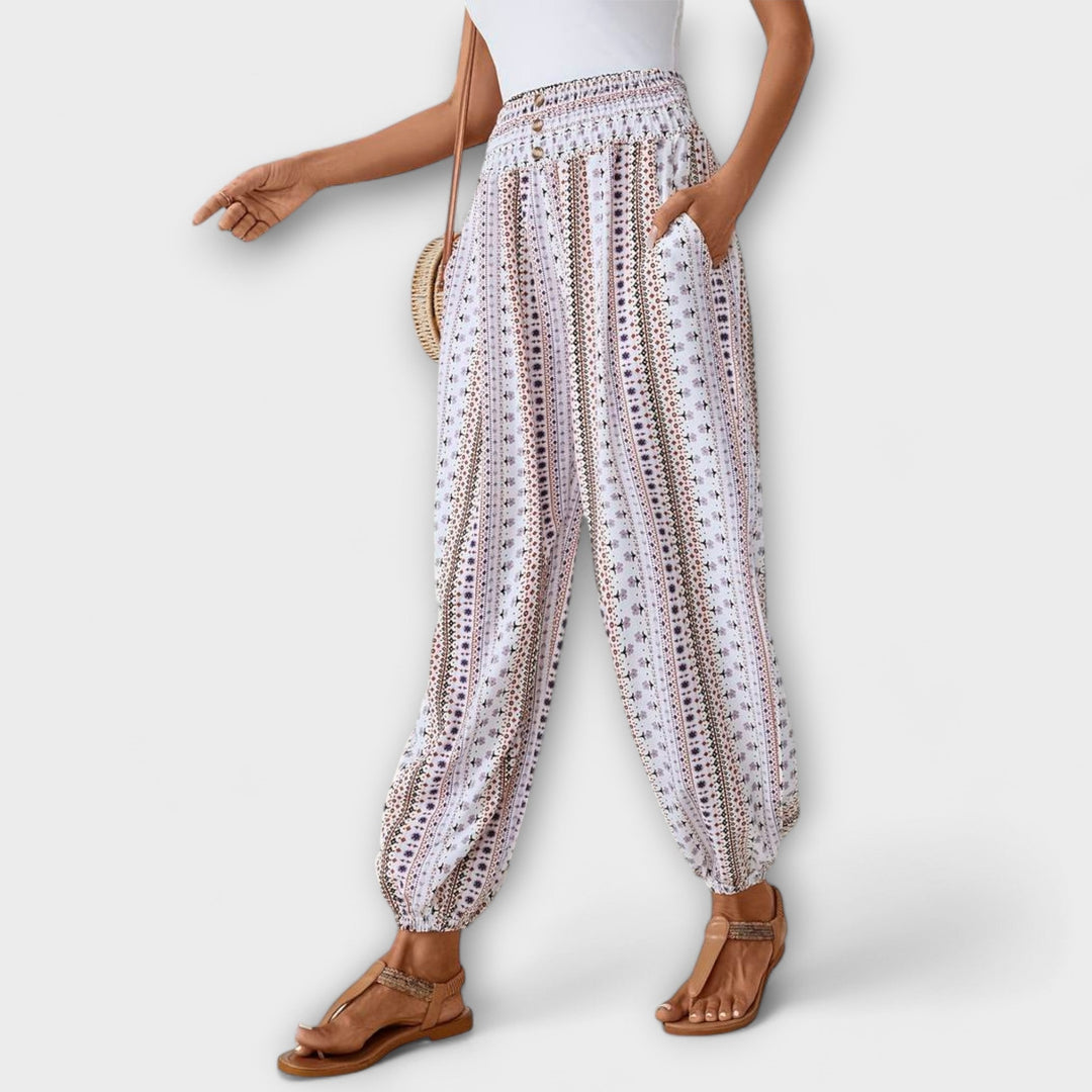 Wanda | Pants with Ethnic Print