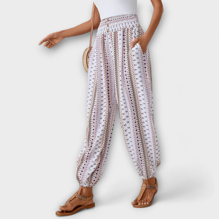 Wanda | Pants with Ethnic Print