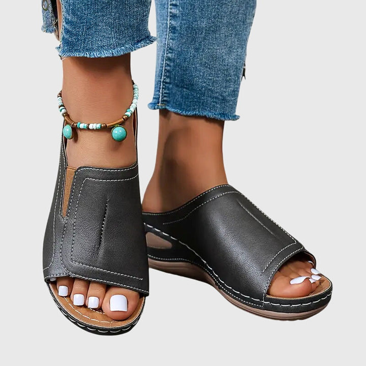 Julia | Orthopedic Sandals