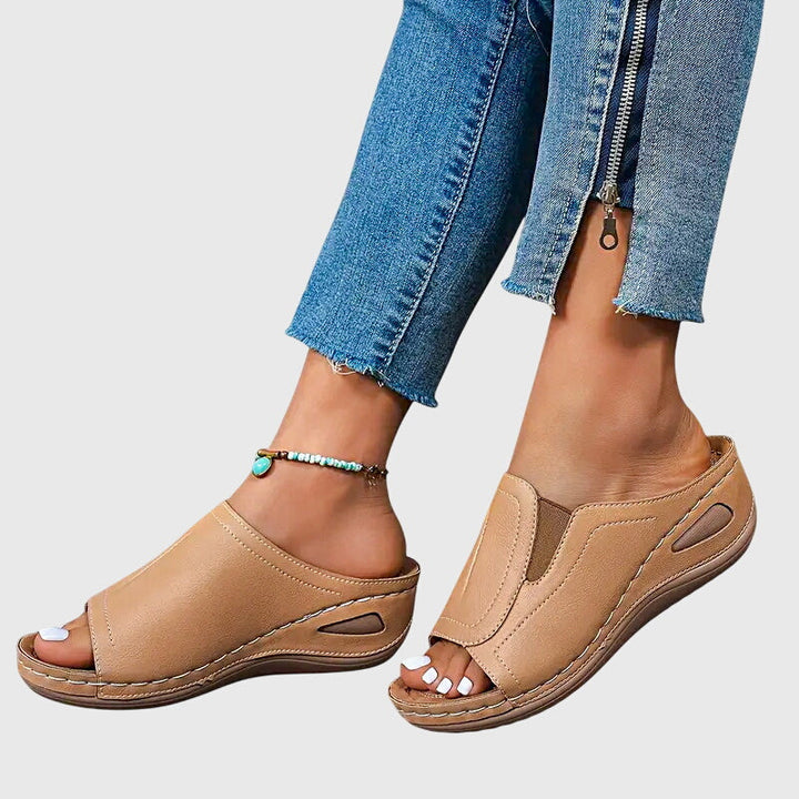 Julia | Orthopedic Sandals