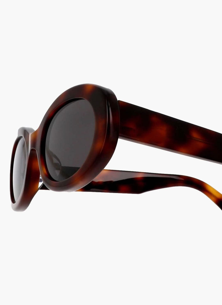 Aagje | Elegant Sunglasses
