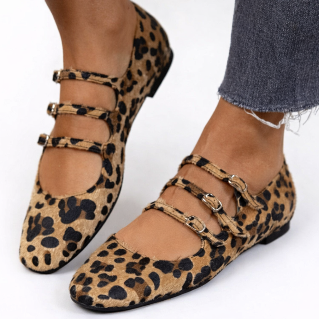 Angelie - Shoes with Leopard Print