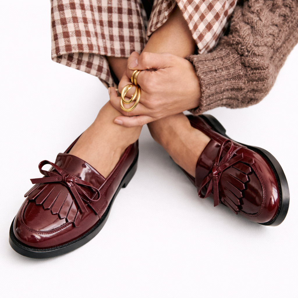 Cordelia - Elegant moccasin with bow