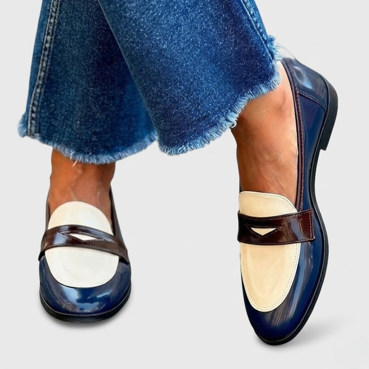 Trude | Contrasting Slip-Ons