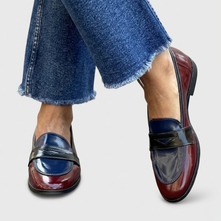 Trude | Contrasting Slip-Ons
