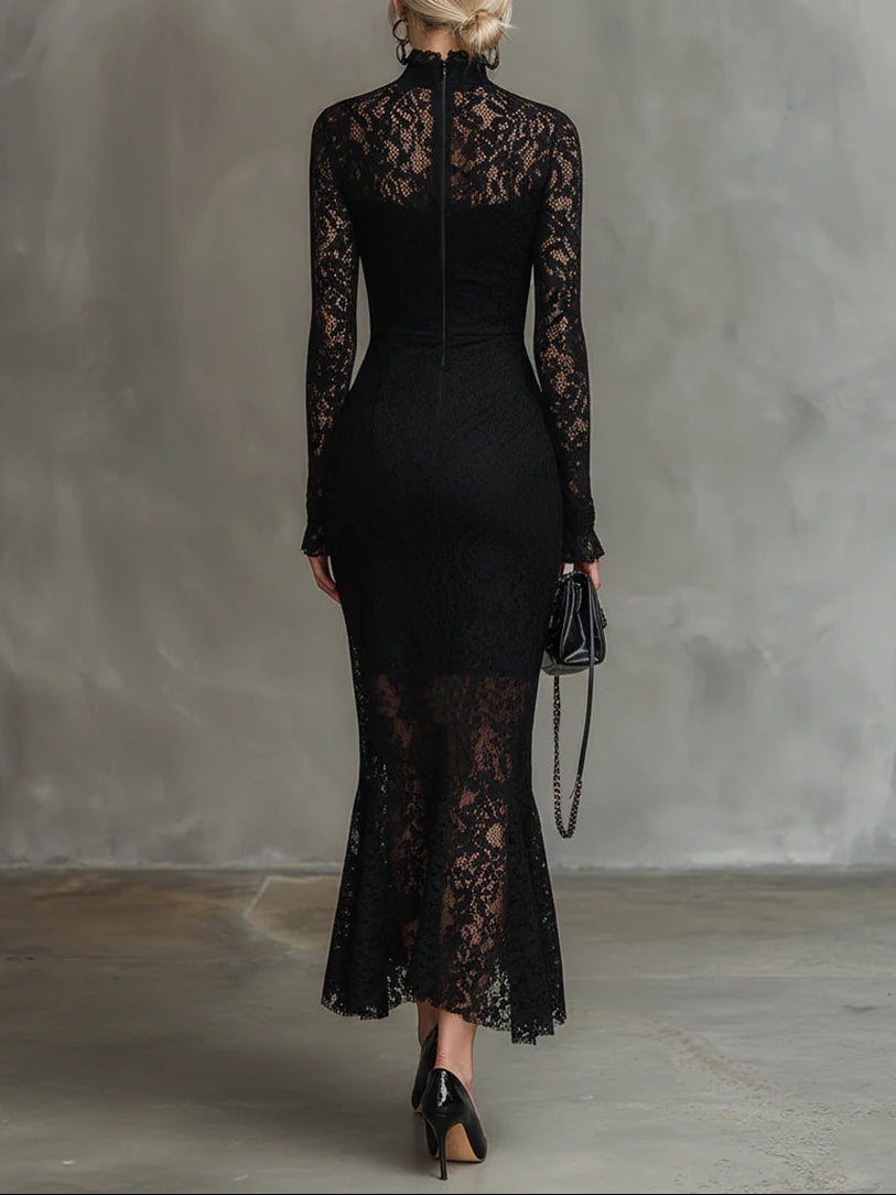 Monique | Elegant Maxi Dress in Lace with Mermaid Hem