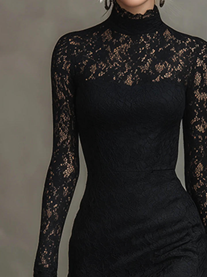 Monique | Elegant Maxi Dress in Lace with Mermaid Hem