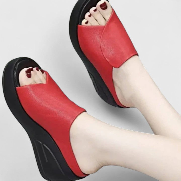 Wieteke | Orthopedic Sandals with Elevated Heel