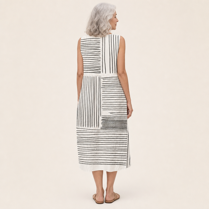 Jacqueline - Flowing and Comfortable Dress
