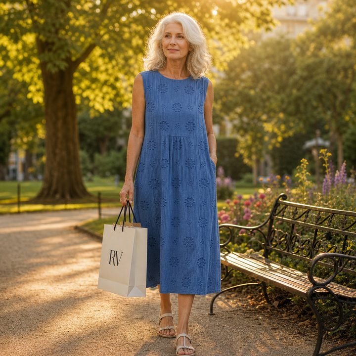Céline - Flowing and Comfortable Dress