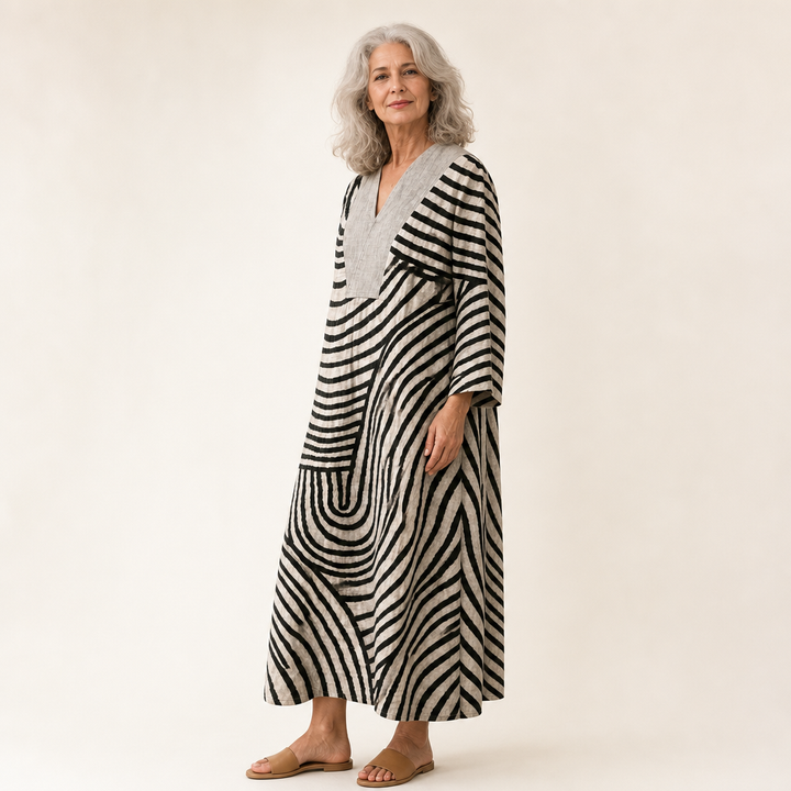 Lila - Flattering Printed Summer Dress