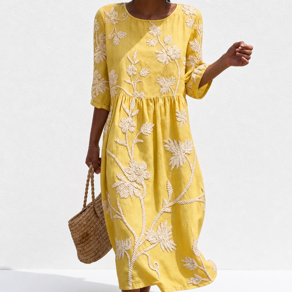 Sidonie - Casual women's dress with floral print.