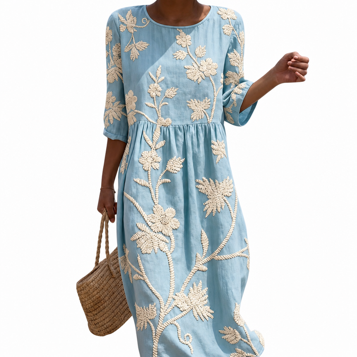 Héloïse - Casual women's dress with floral print.