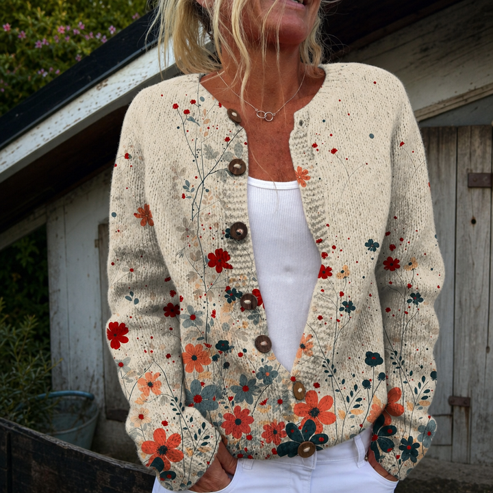 Julia | Vintage cardigan with floral art