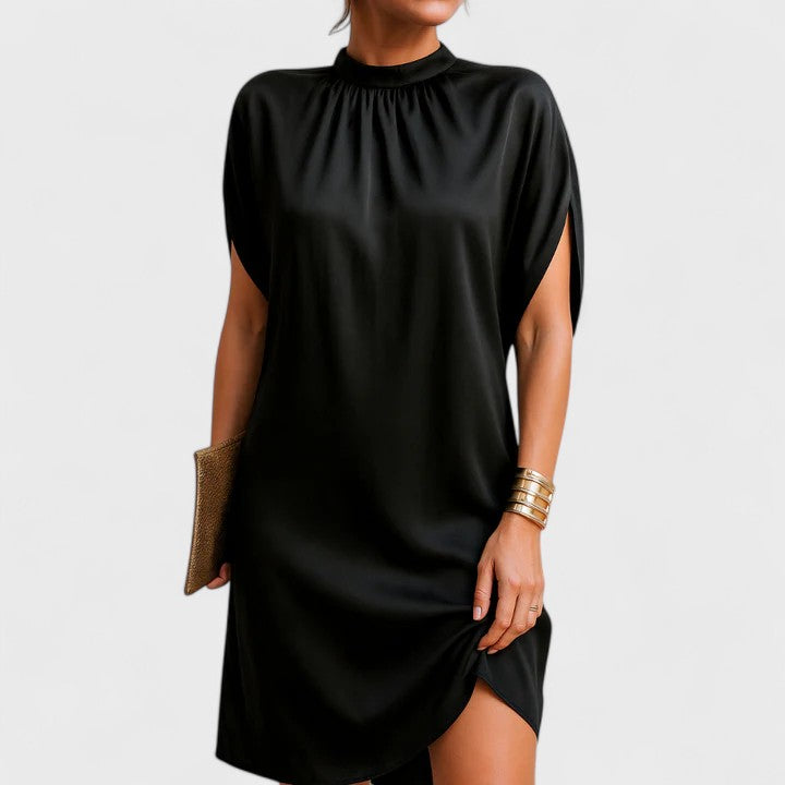 Luna | Flattering Dress