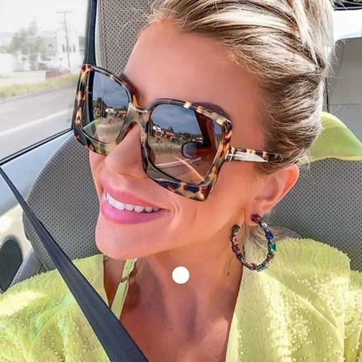 Loes | Elegant Sunglasses