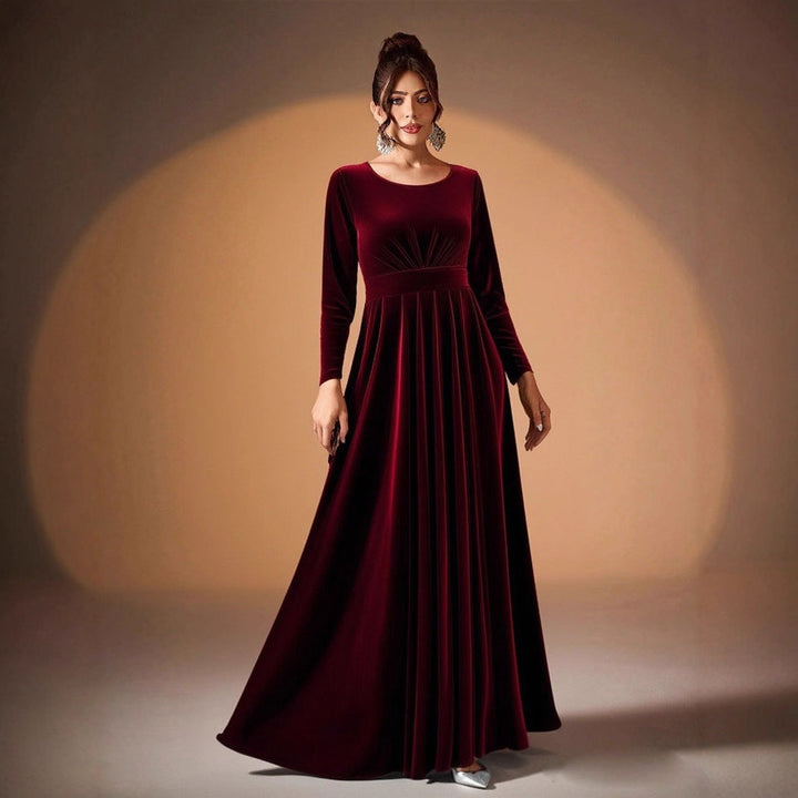 Tilda | Maxi Dress in Velvet with Long Sleeves