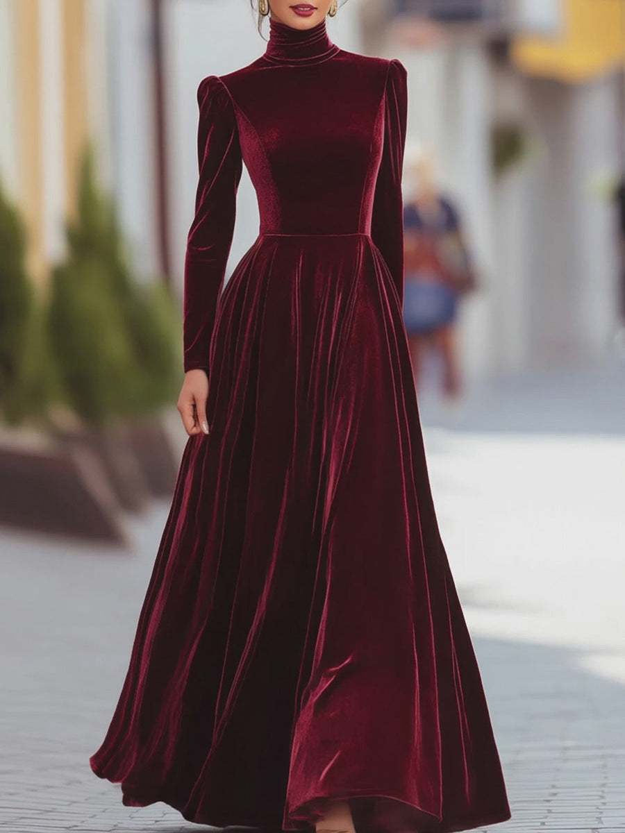 Famke | Velvet Maxi Dress with High Neck