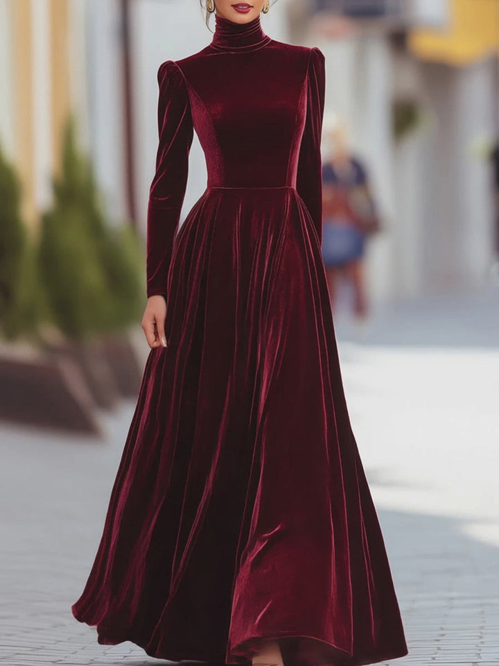 Famke | Velvet Maxi Dress with High Neck