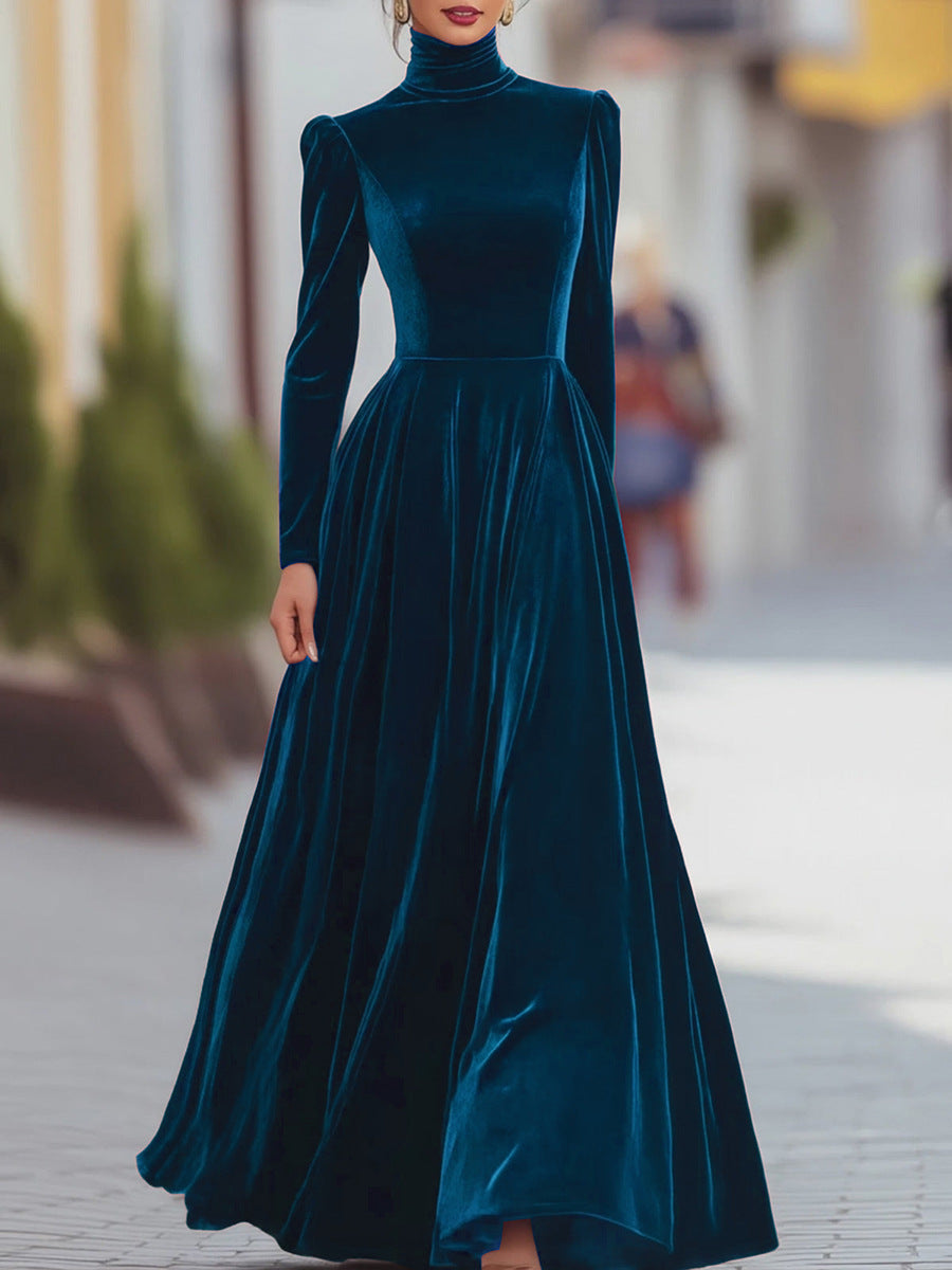 Famke | Velvet Maxi Dress with High Neck