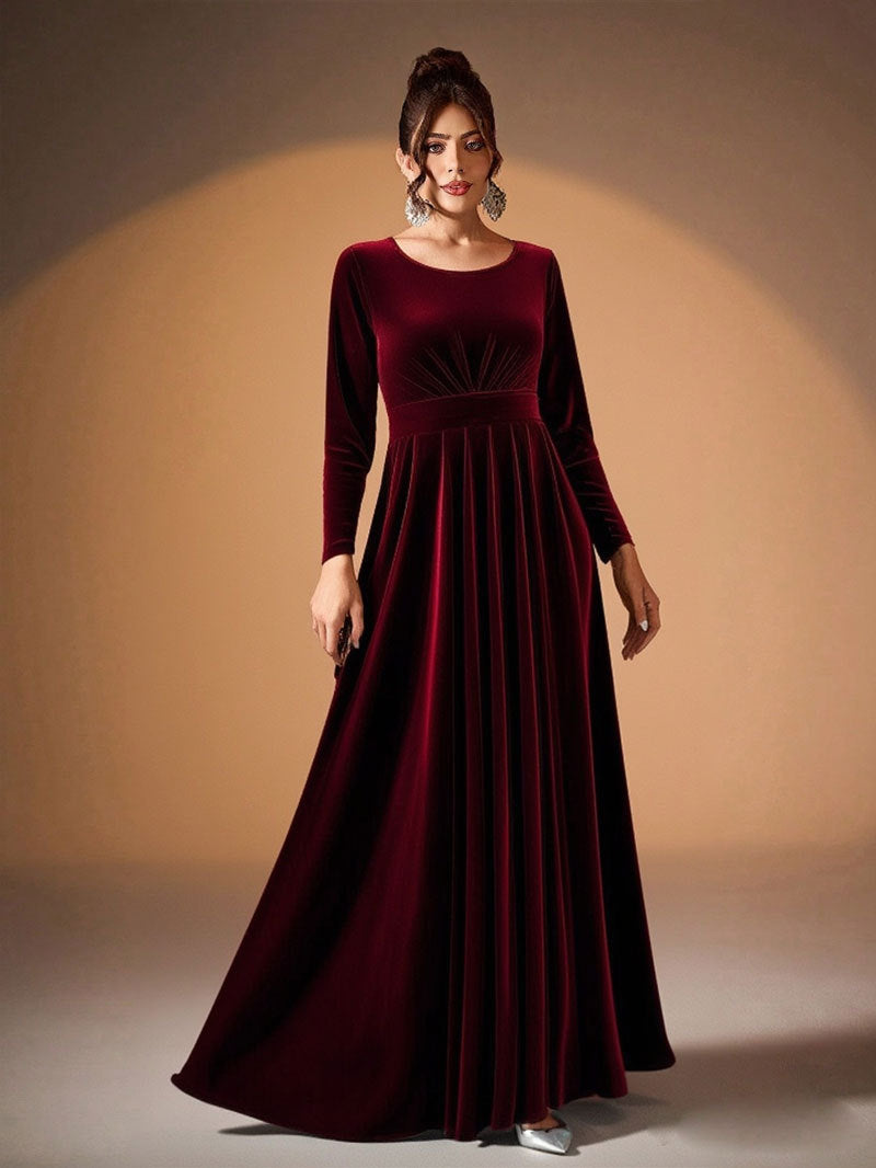 Tilda | Maxi Dress in Velvet with Long Sleeves