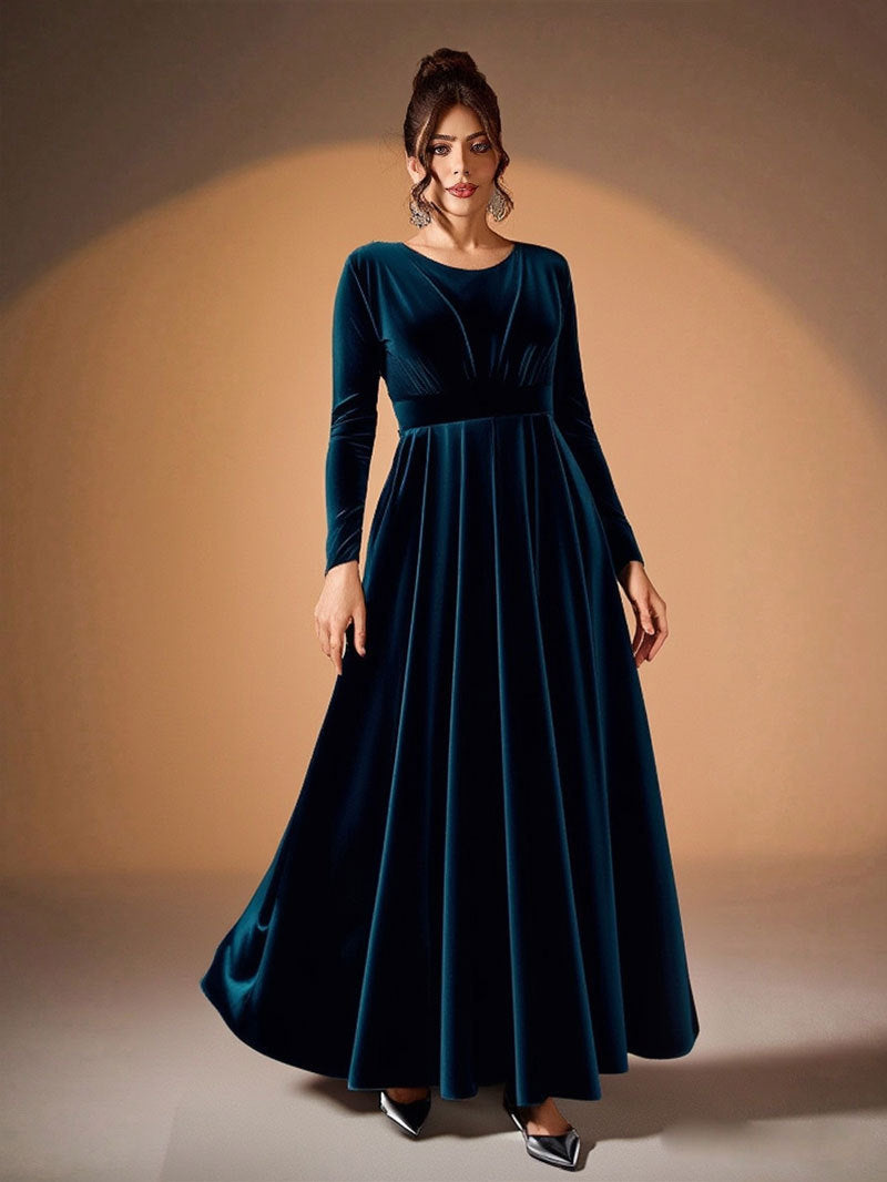 Tilda | Maxi Dress in Velvet with Long Sleeves