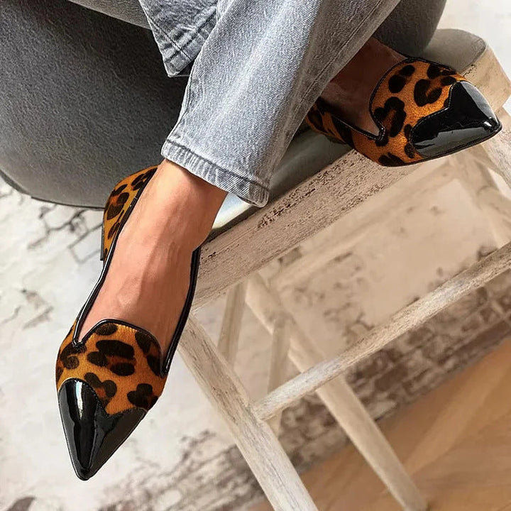 Avera - Slip-ons Charm Leopard