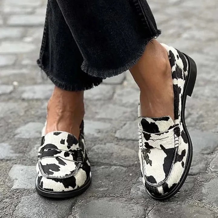 Claria - Chic Printed Moccasins