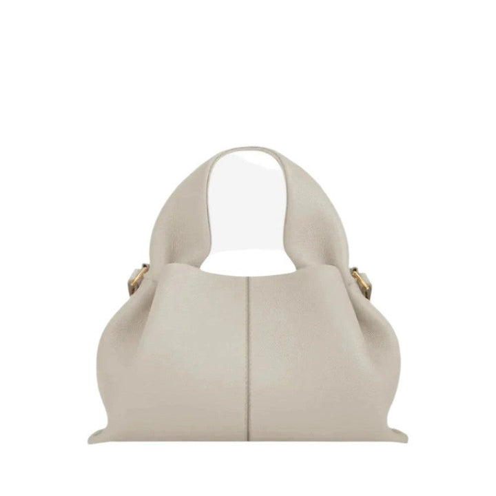 Hanneke | Elegant Travel Companion