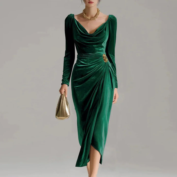 Sandra | Elegant Midi Dress in Velvet