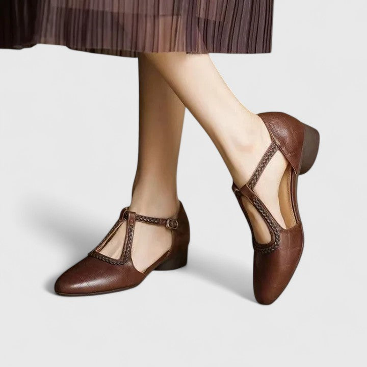 Zoë | Elegant Flat Sandals