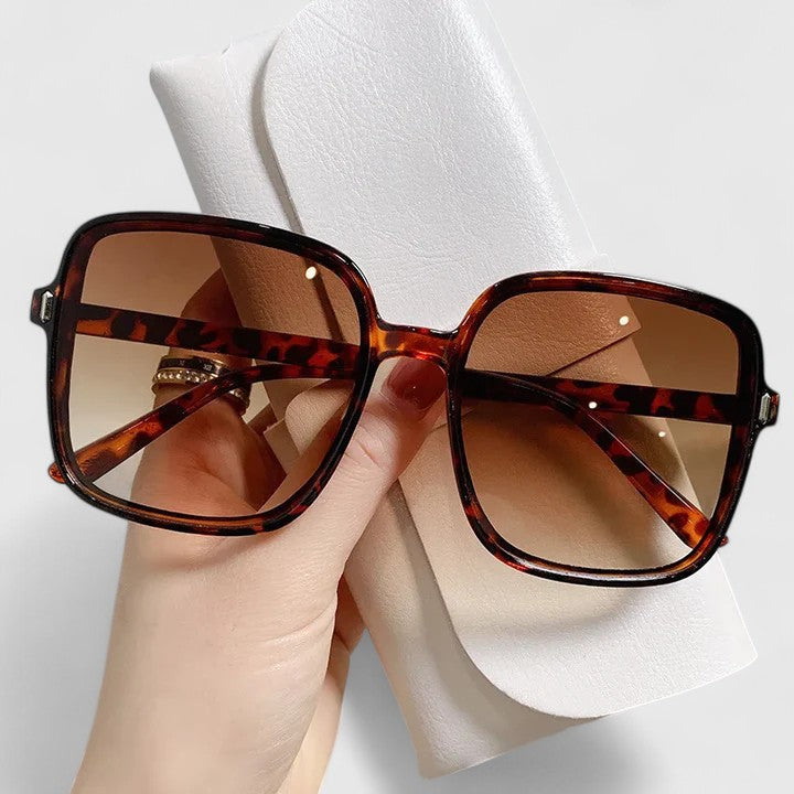 Nadine | Elegant Sunglasses