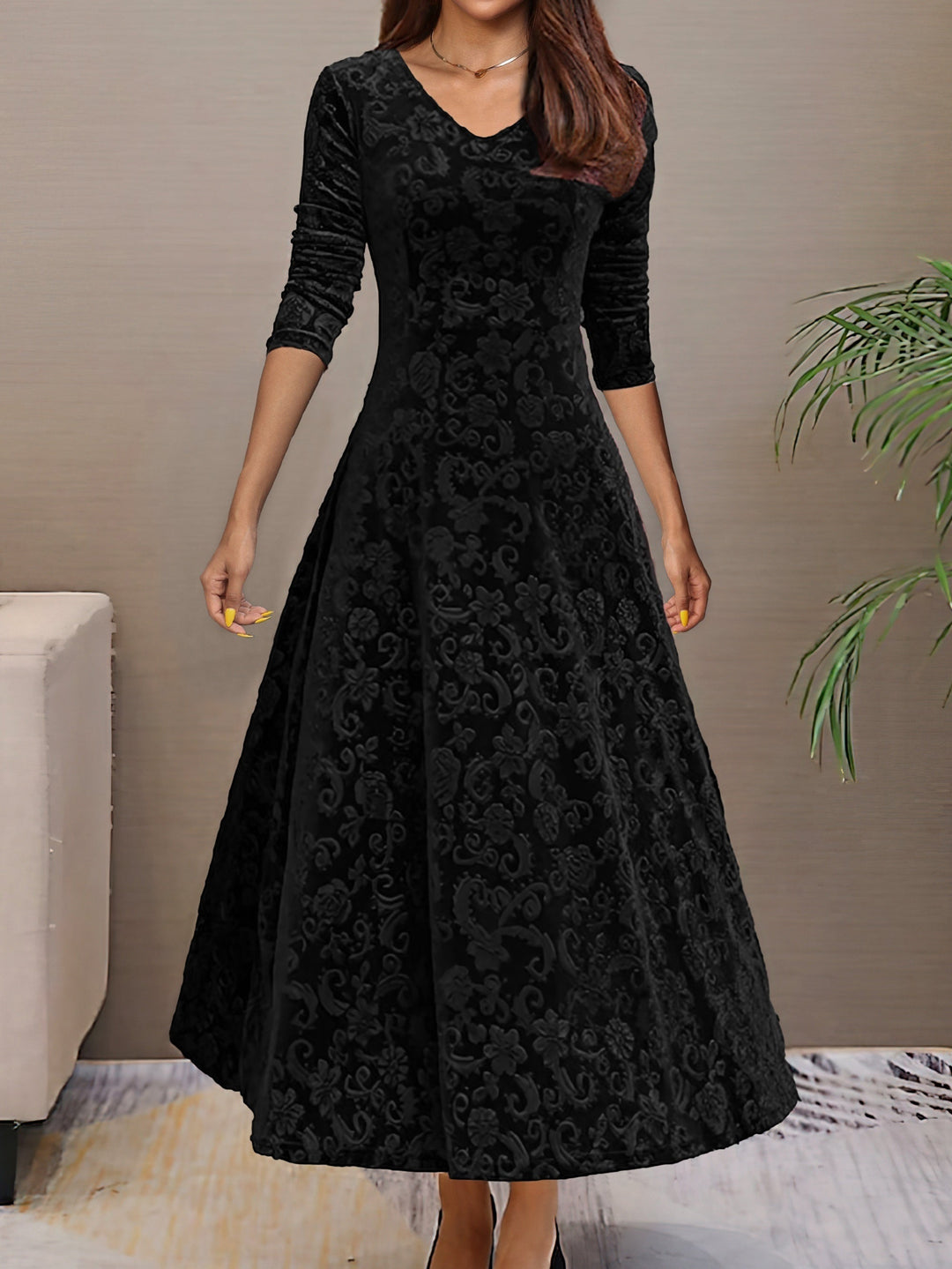 Carine | Elegant Velvet Dress for Holidays