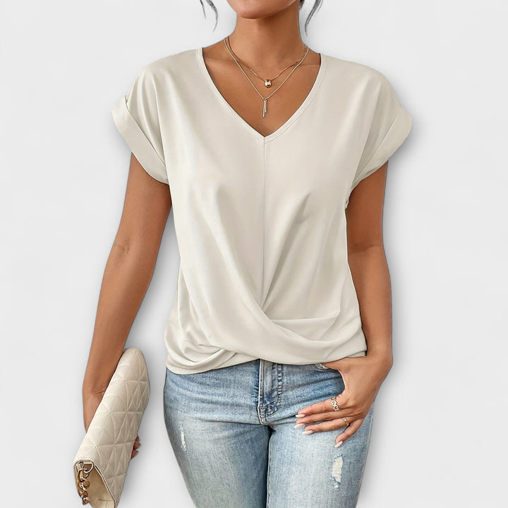 Truus | Elegant top with V-neck